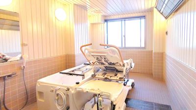 快適な介助環境の浴室