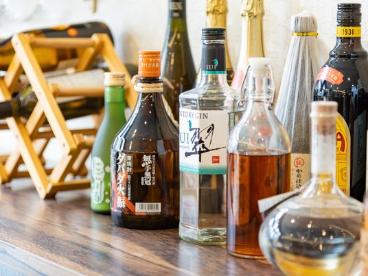 バラエティ豊かな飲料棚