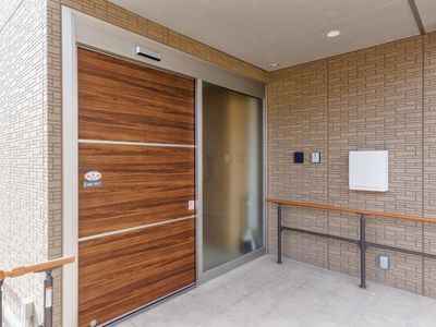 ゆとりあるエントランスの職場