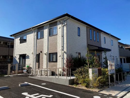 外観の建物正面  