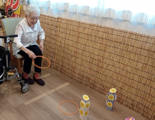 リング投げを楽しむ部屋