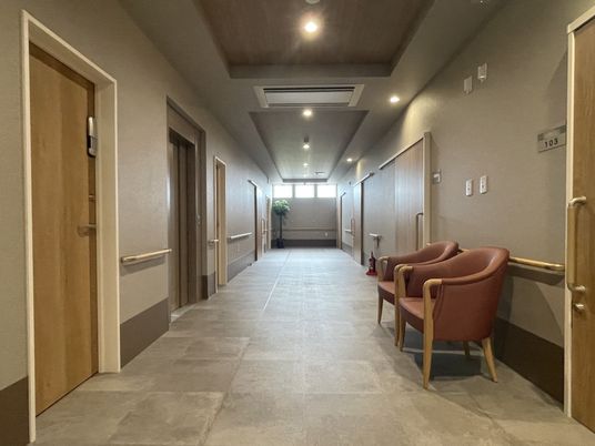 ゆったりとした廊下