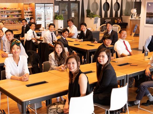 人が集う食堂  