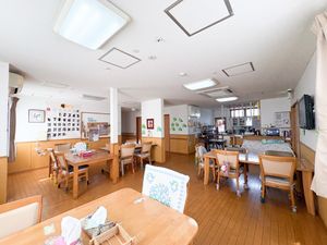 明るい食堂  