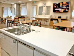 清潔感ある共用キッチン