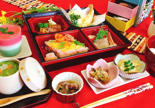 彩り豊かな和食膳
