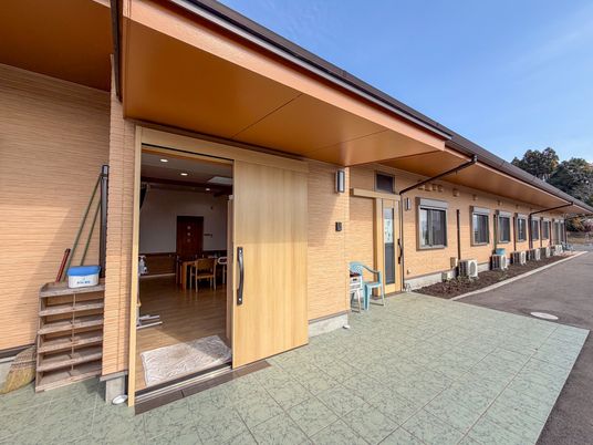 広々とした出入口
