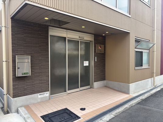 エントランス入口  