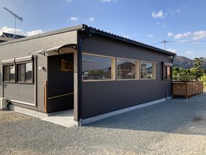 モダンな建物の外観