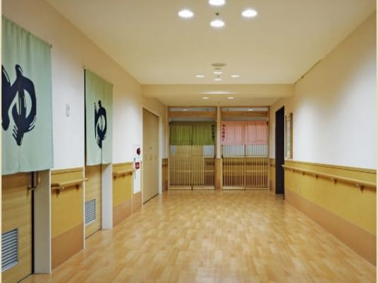 広い廊下
