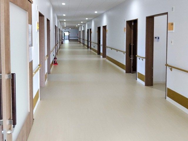清潔感のある廊下
