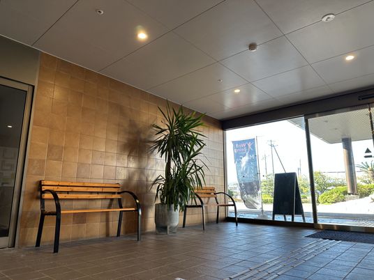 明るいエントランス