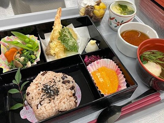 栄養満点の食事提供