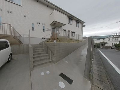 二階建ての外観