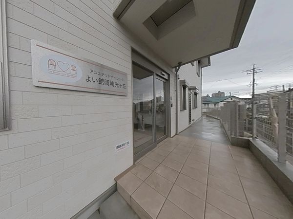 建物の入り口