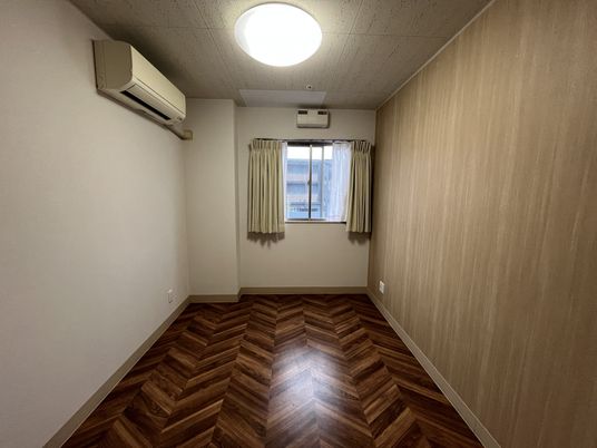 明るい部屋の居室