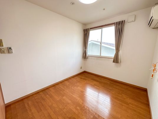 温かみのある居室  