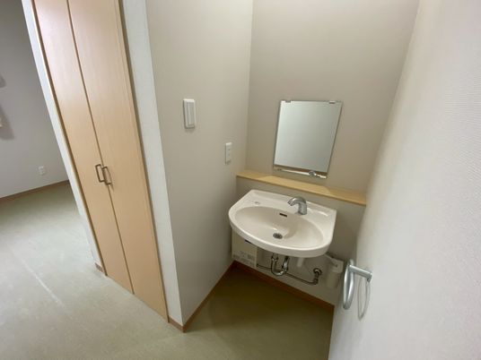 コンパクトな洗面台