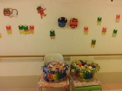 壁飾りのある居室