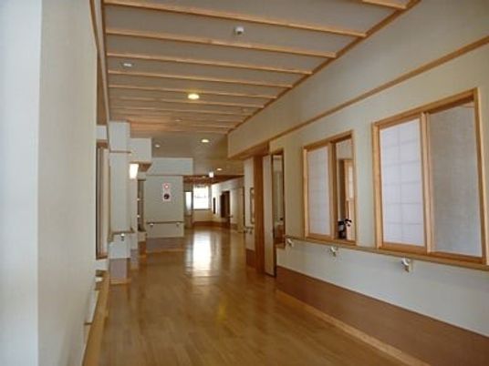 明るい廊下  