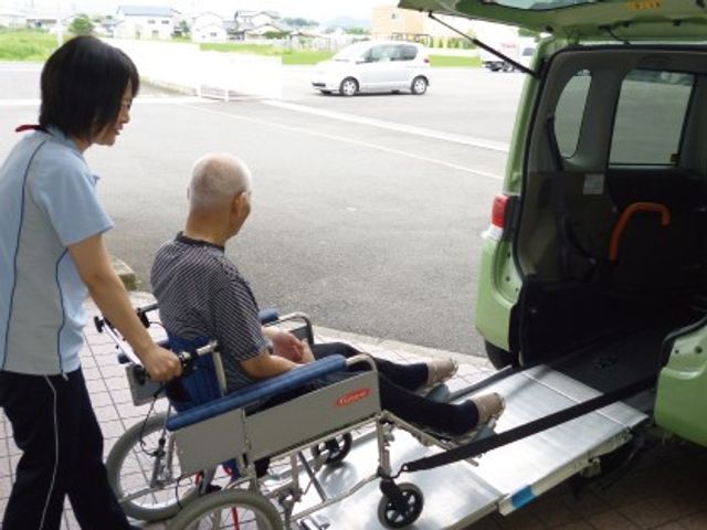 車椅子利用支援の様子