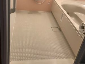 広めの浴室  