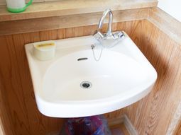 木目調の洗面台