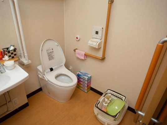 安全な構造のトイレ