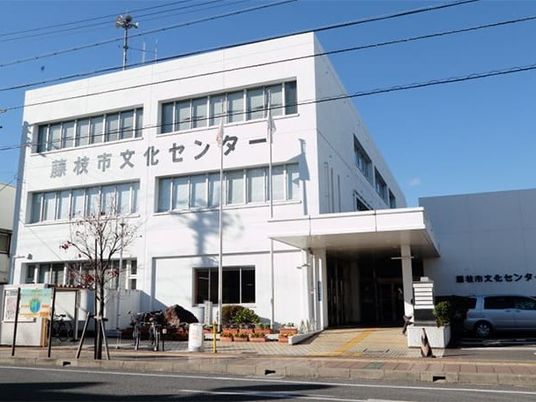 文化センター外観  