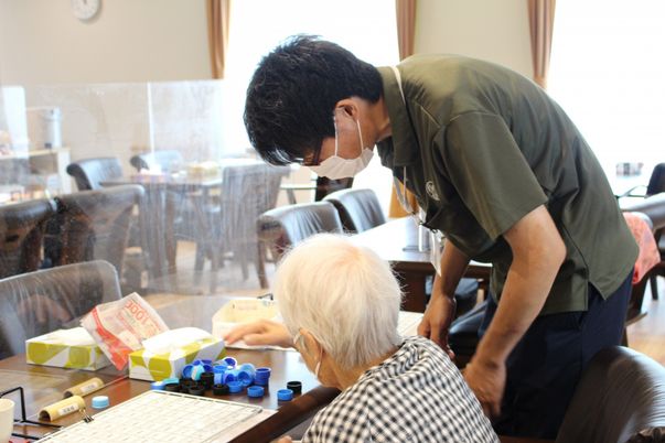 活動が行われる室内