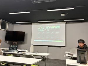 会議準備の多目的室  