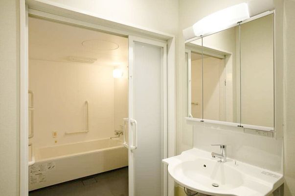 バリアフリー浴室全景