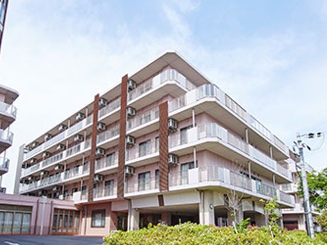 広々とした外観 外観 見晴らしが良く、開放感のある建物です。これからの勤務にぴったりな職場環境です。