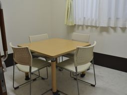 居心地の良いダイニングテーブル