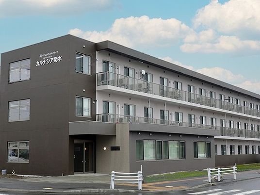 外観の施設建物  