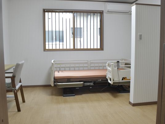 窓付きの居室
