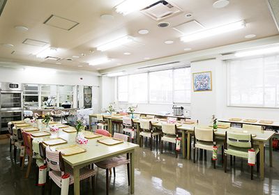 明るいダイニングルーム