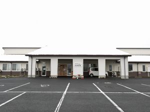 駐車場が広い外観