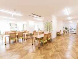 明るいダイニングエリア