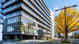 現代的な建物の外観