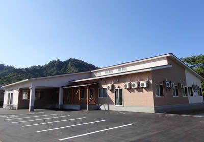 庭園のある外観
