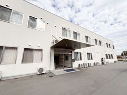 優雅な施設外観