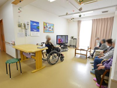 共用リビングの日常風景
