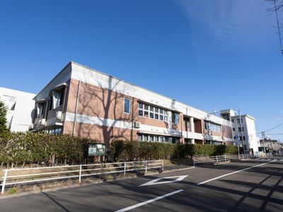 スタッフ募集の外観