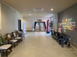 広々とした廊下