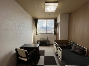 窓際が明るい居室
