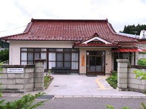 和風の外観の施設  