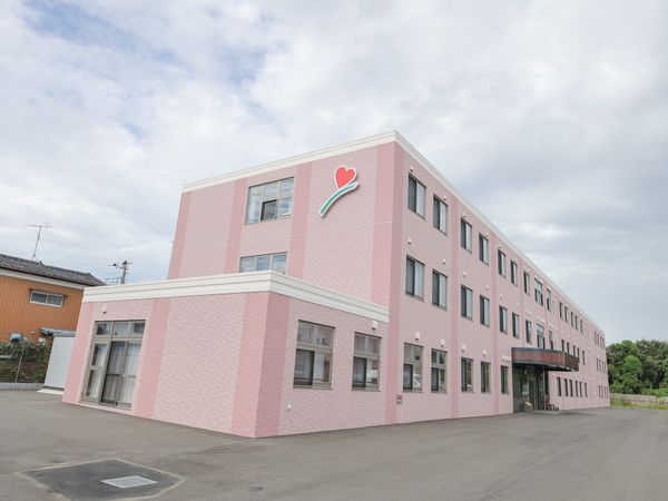 充実の設備を備えた外観