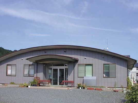 外観の建物正面  