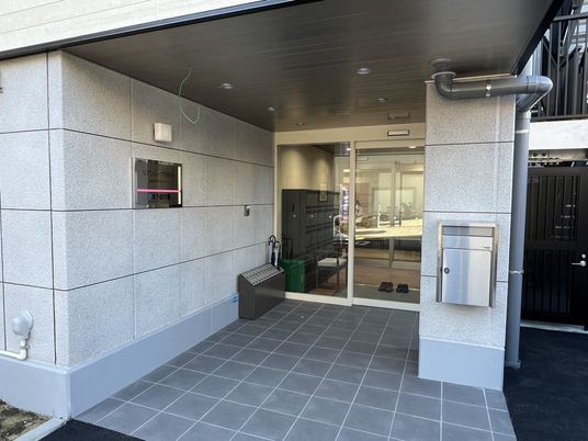 清潔なエントランス